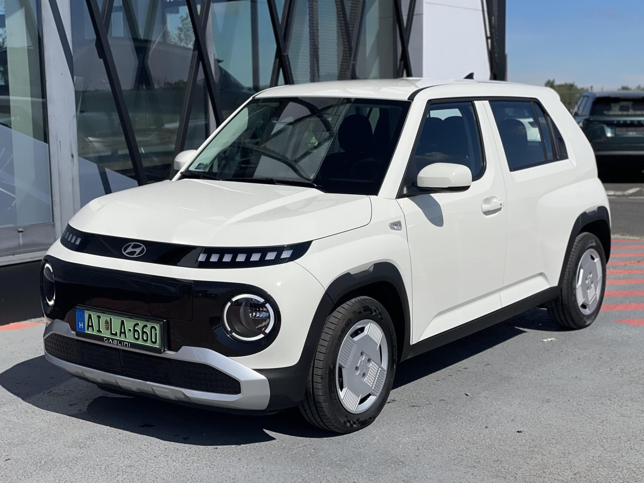 HYUNDAI INSTER 49kWh Comfort Garanciális! Ülés+kormányfűtés! - 2. kép