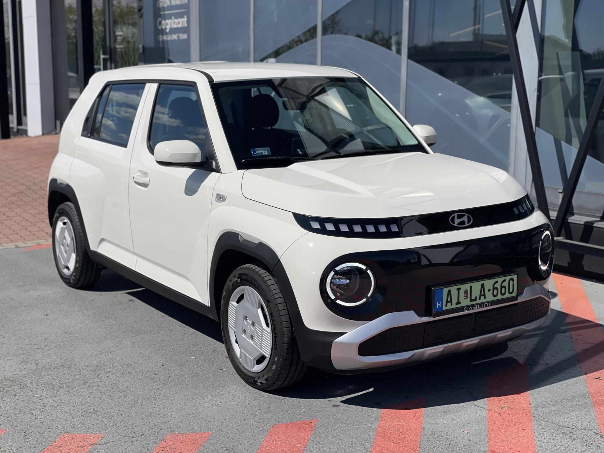 HYUNDAI INSTER 49kWh Comfort Garanciális! Ülés+kormányfűtés! - 1. kép