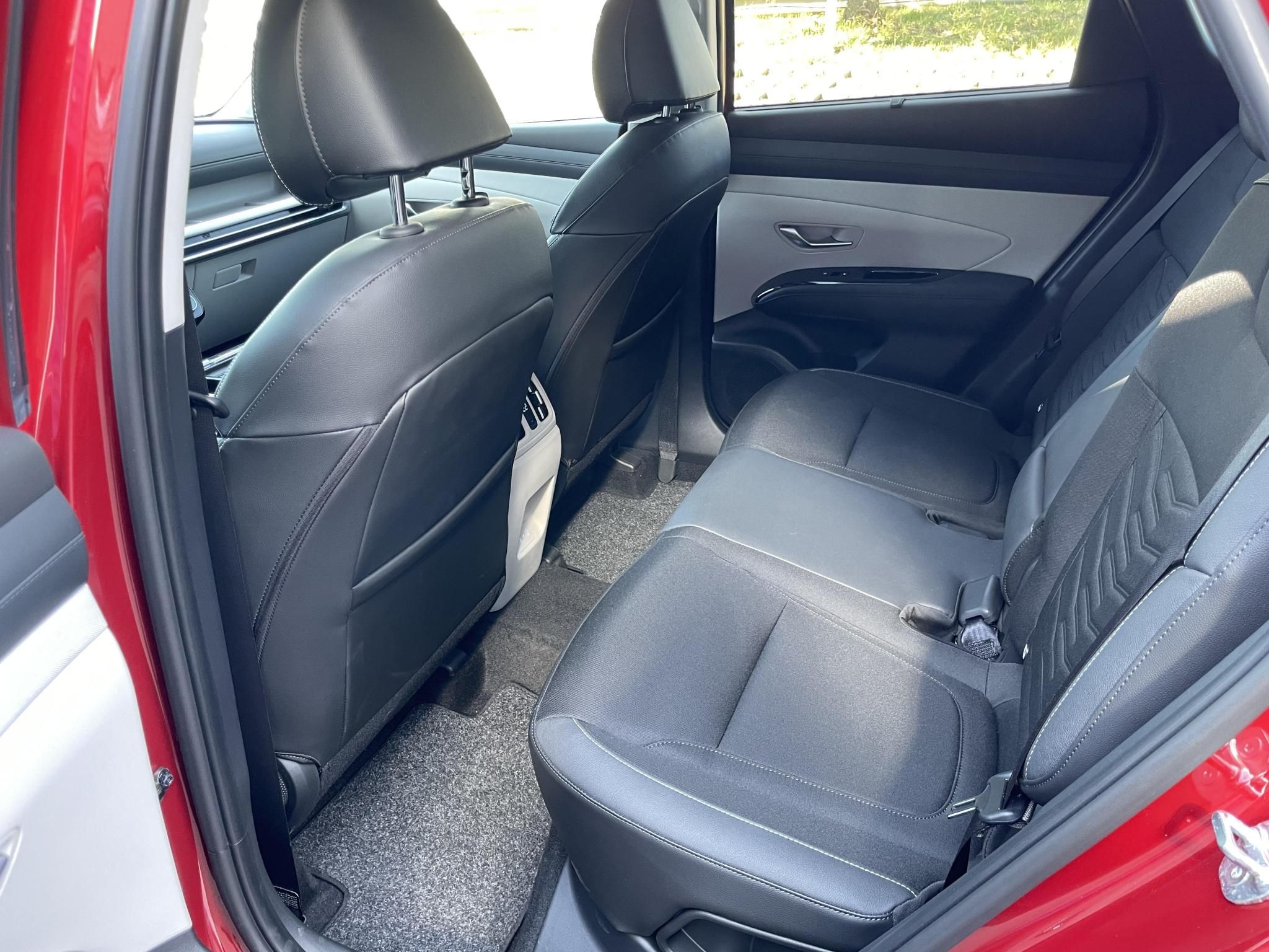 HYUNDAI TUCSON 1.6 T-GDI MHEV Executive DCT Gyári garancia! - 11. kép