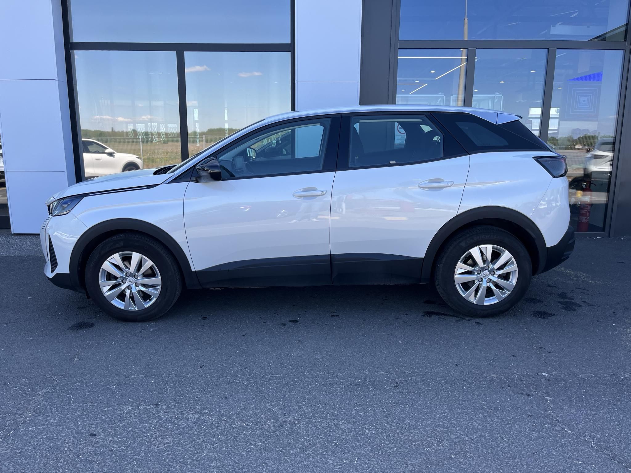 PEUGEOT 3008 1.2 PureTech Active Pack EAT8 Garanciális! Magyarországi! Leinformálható! - 8. kép