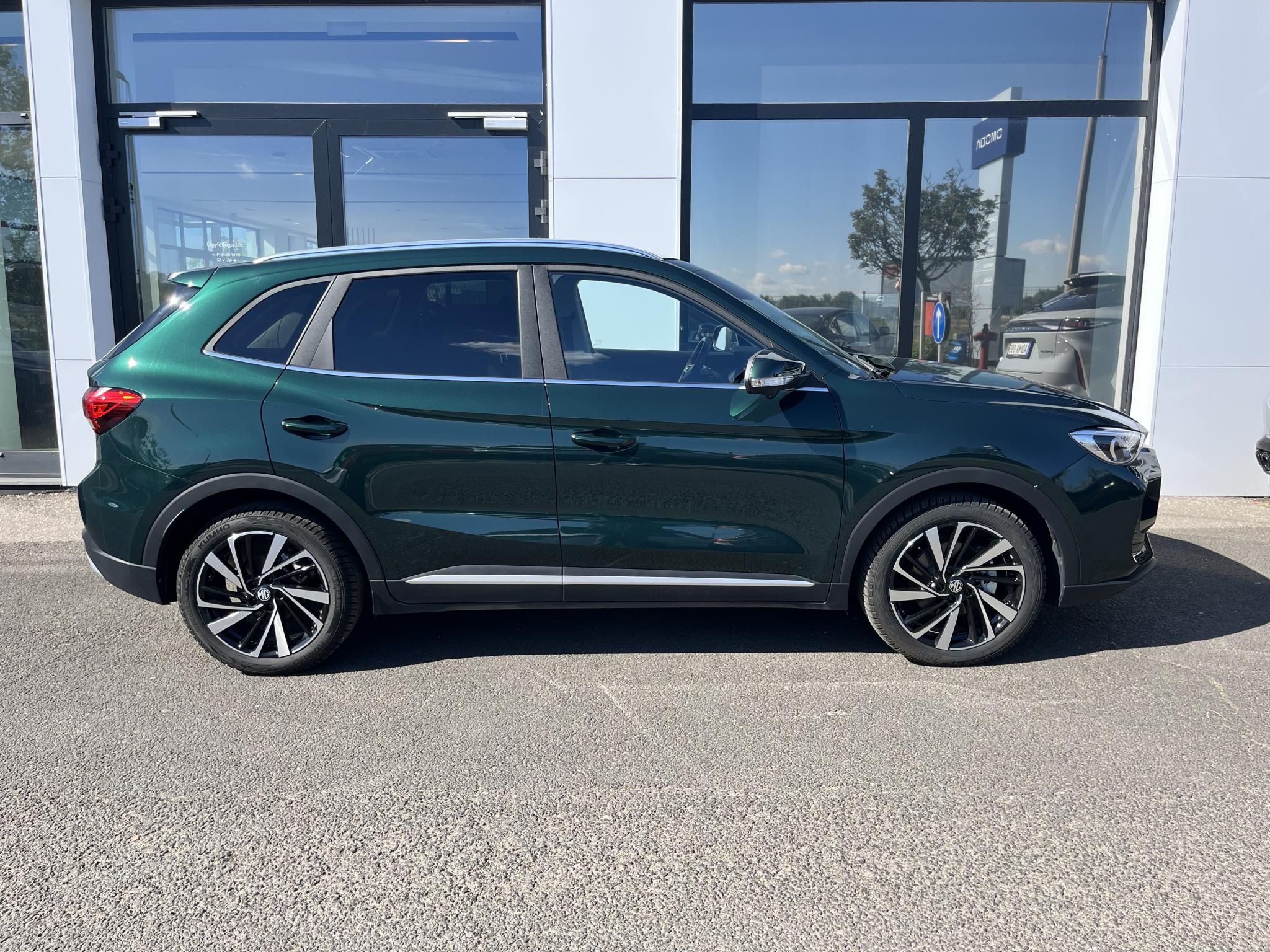 MG ZS 1.5 GDI Hybrid+ Luxury DCT Áfa visszaigényelhető!Garanciális! Magyarországi! Leinformálható! - 4. kép