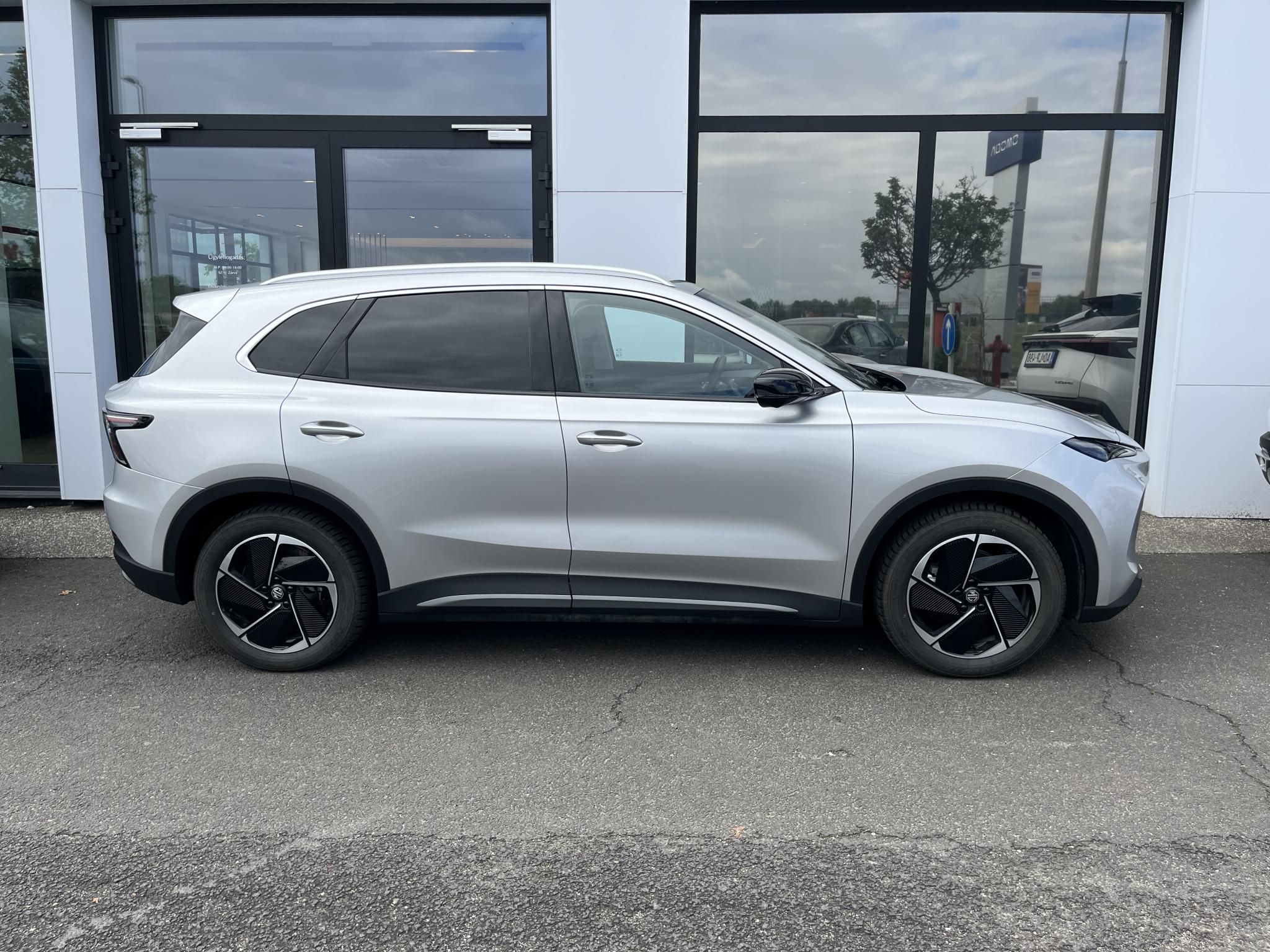 MG MGS5 EV S5 EV Luxury 62,1 kWh Áfa visszaigényelhető! Garanciális! Magyarországi! - 4. kép
