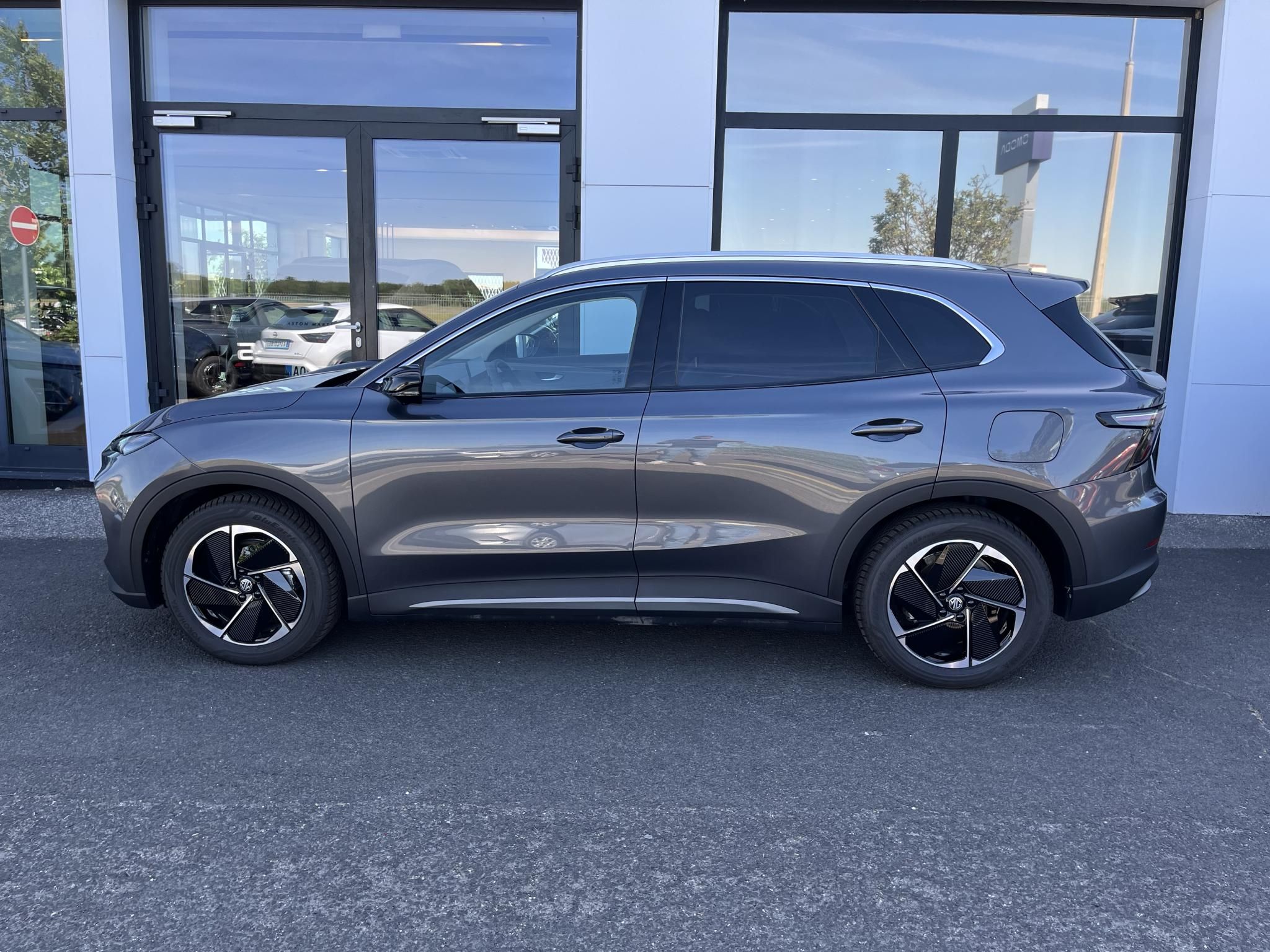 MG MGS5 EV﻿ S5 EV Luxury 62,1 kWh Áfa visszaigényelhető! Garanciális! Magyarországi! Leinformálható! - 8. kép