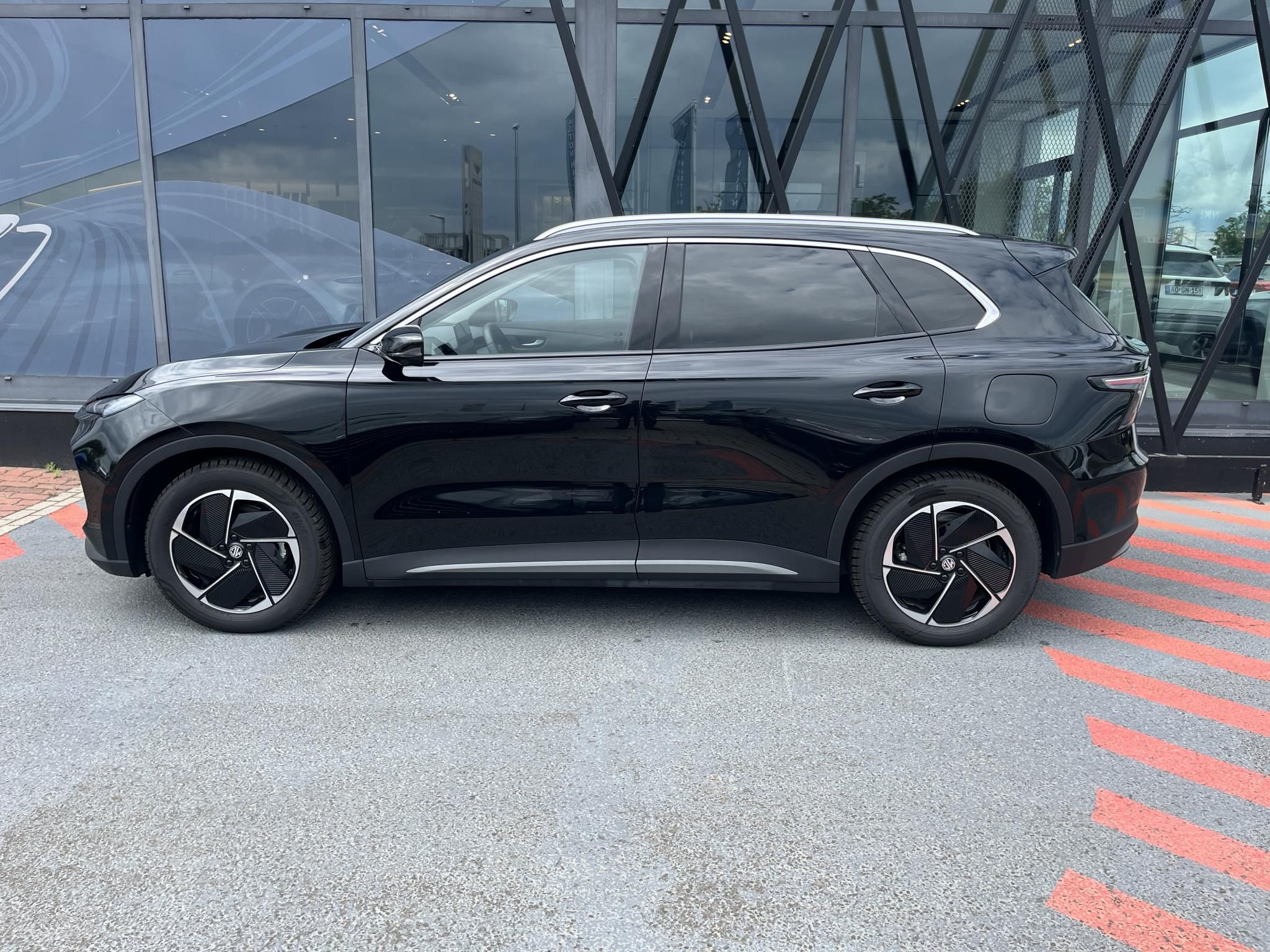 MG MGS5 EV﻿ S5 EV Luxury 62,1 kWh Áfa visszaigényelhető! Garanciális! Magyarországi! Leinformálható! - 8. kép