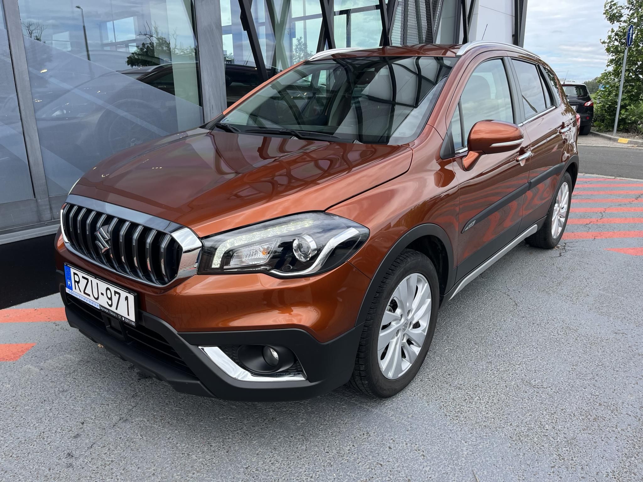 SUZUKI SX4 S-CROSS 1.4 Hybrid GL+ Magyarországi! Leinformálható! Vezetett szervizkönyv! - 3. kép