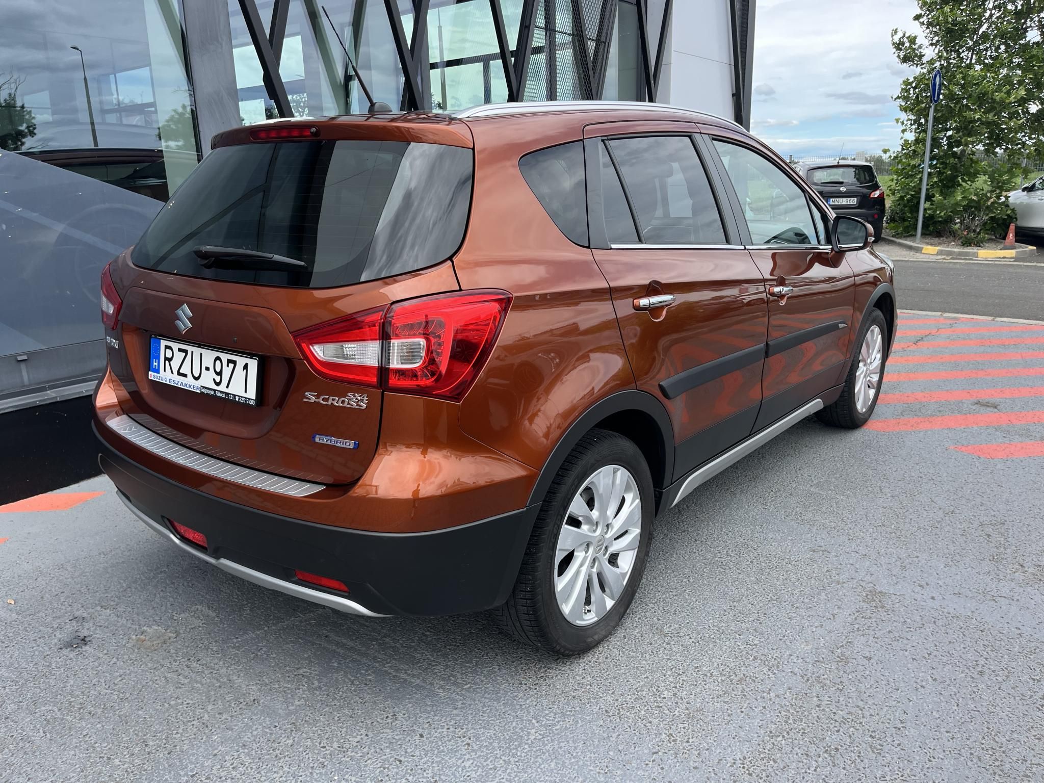 SUZUKI SX4 S-CROSS 1.4 Hybrid GL+ Magyarországi! Leinformálható! Vezetett szervizkönyv! - 5. kép