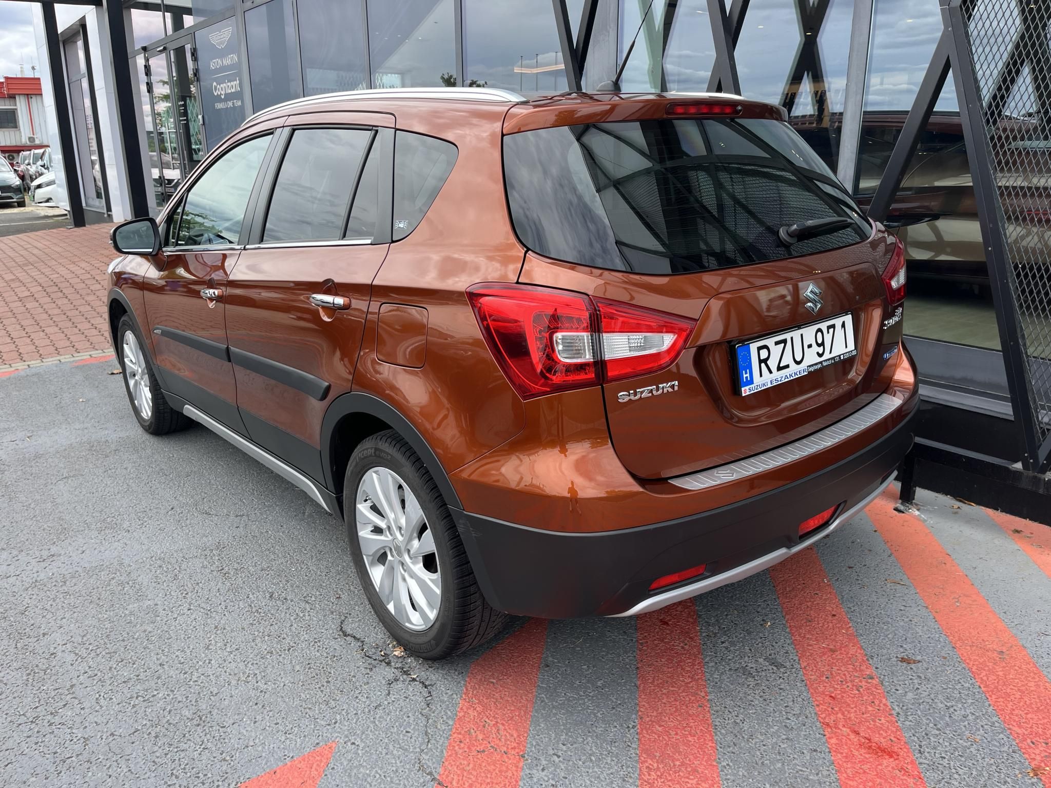 SUZUKI SX4 S-CROSS 1.4 Hybrid GL+ Magyarországi! Leinformálható! Vezetett szervizkönyv! - 7. kép