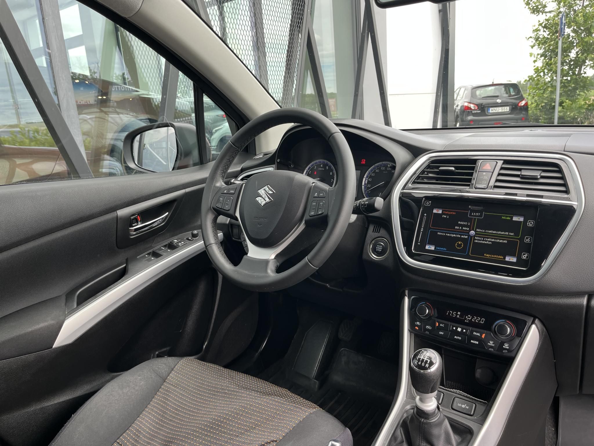 SUZUKI SX4 S-CROSS 1.4 Hybrid GL+ Magyarországi! Leinformálható! Vezetett szervizkönyv! - 9. kép