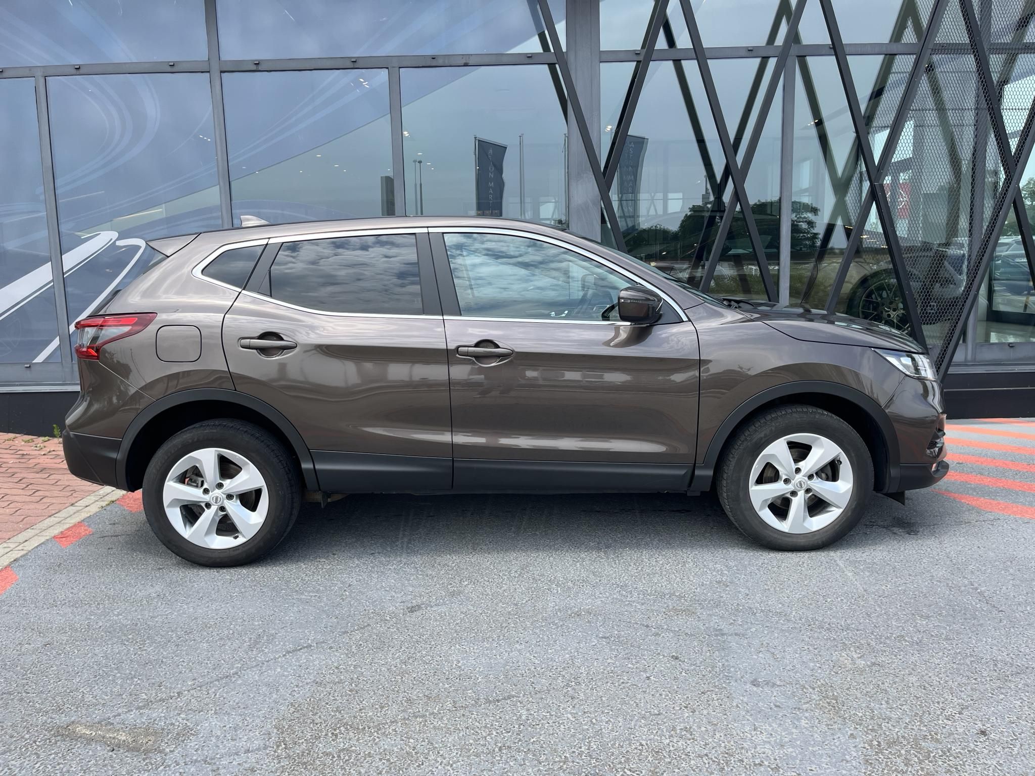 NISSAN QASHQAI 1.3 DIG-T Acenta Magyarországi! Leinformálható! Navigáció! Tolatókamera! - 4. kép