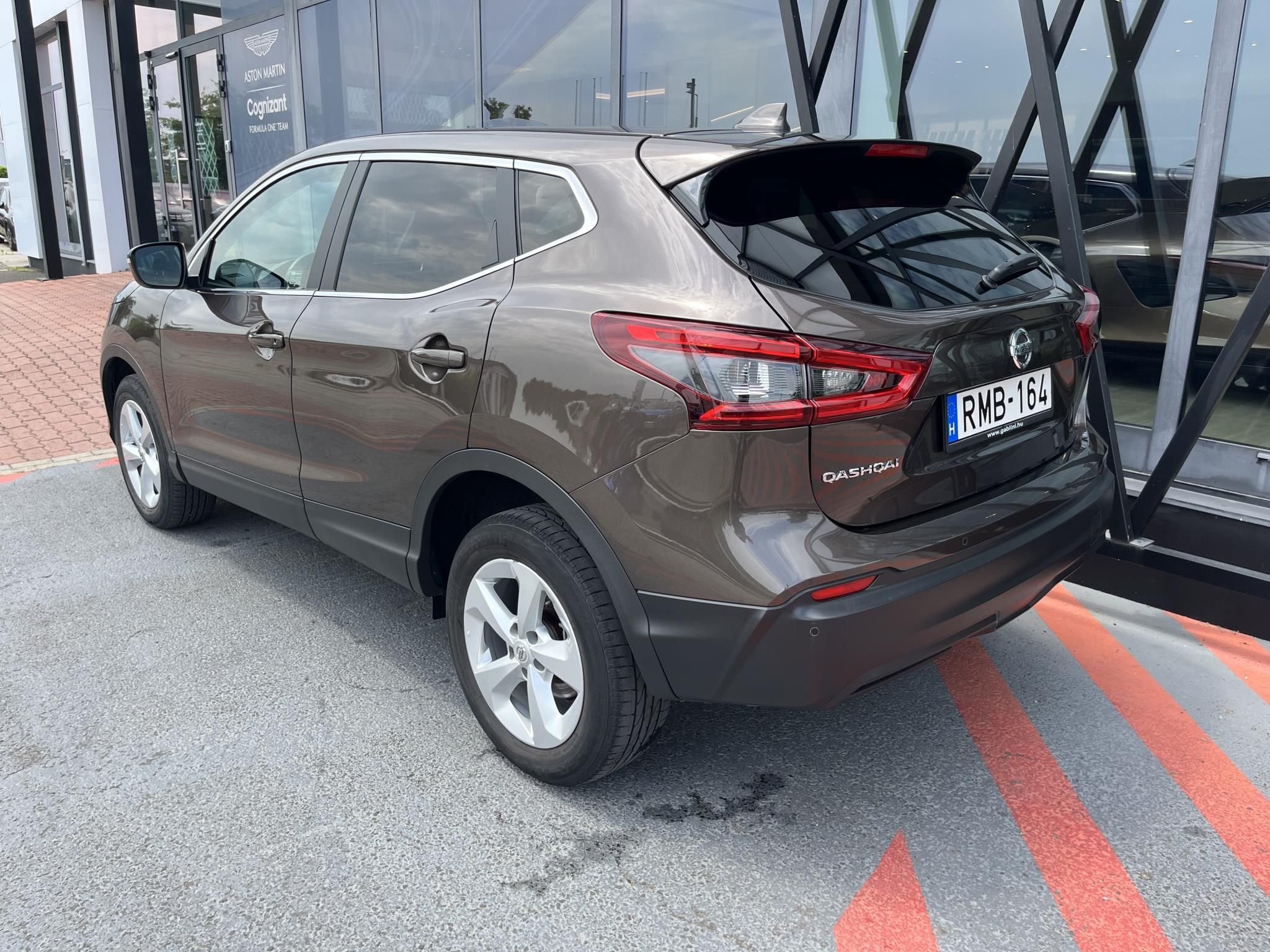 NISSAN QASHQAI 1.3 DIG-T Acenta Magyarországi! Leinformálható! Navigáció! Tolatókamera! - 7. kép
