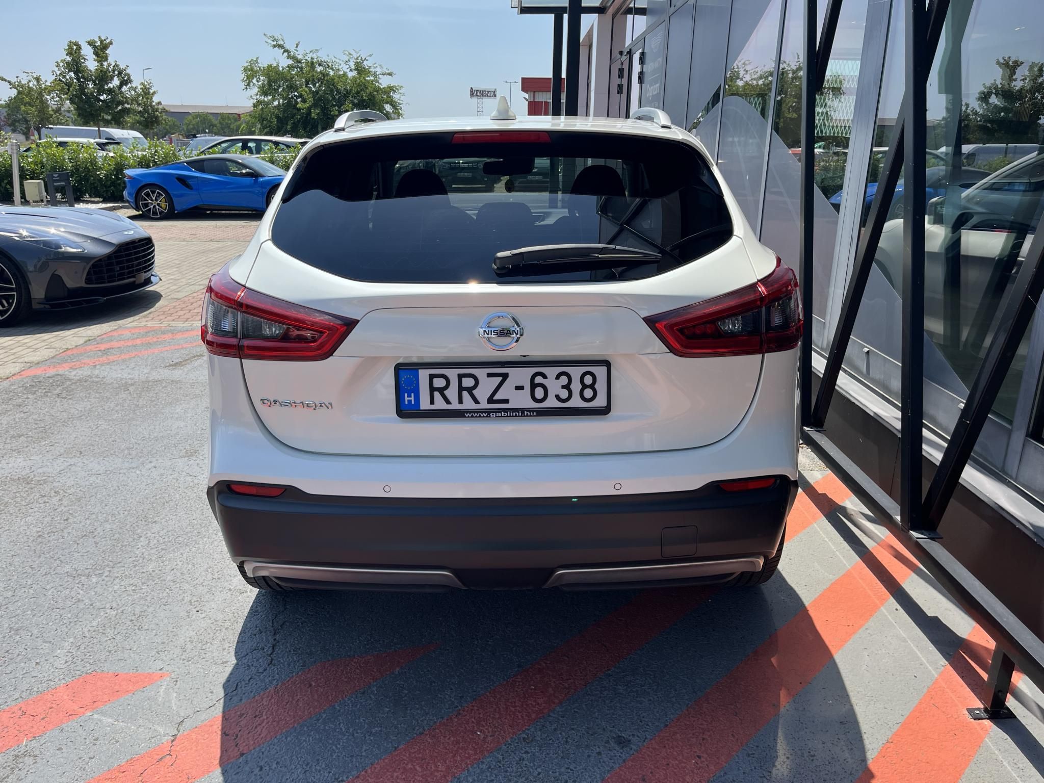 NISSAN QASHQAI 1.3 DIG-T N-Connecta Magyarországi! Leinformálható! Végig vezetett szervizkönyv! - 6. kép
