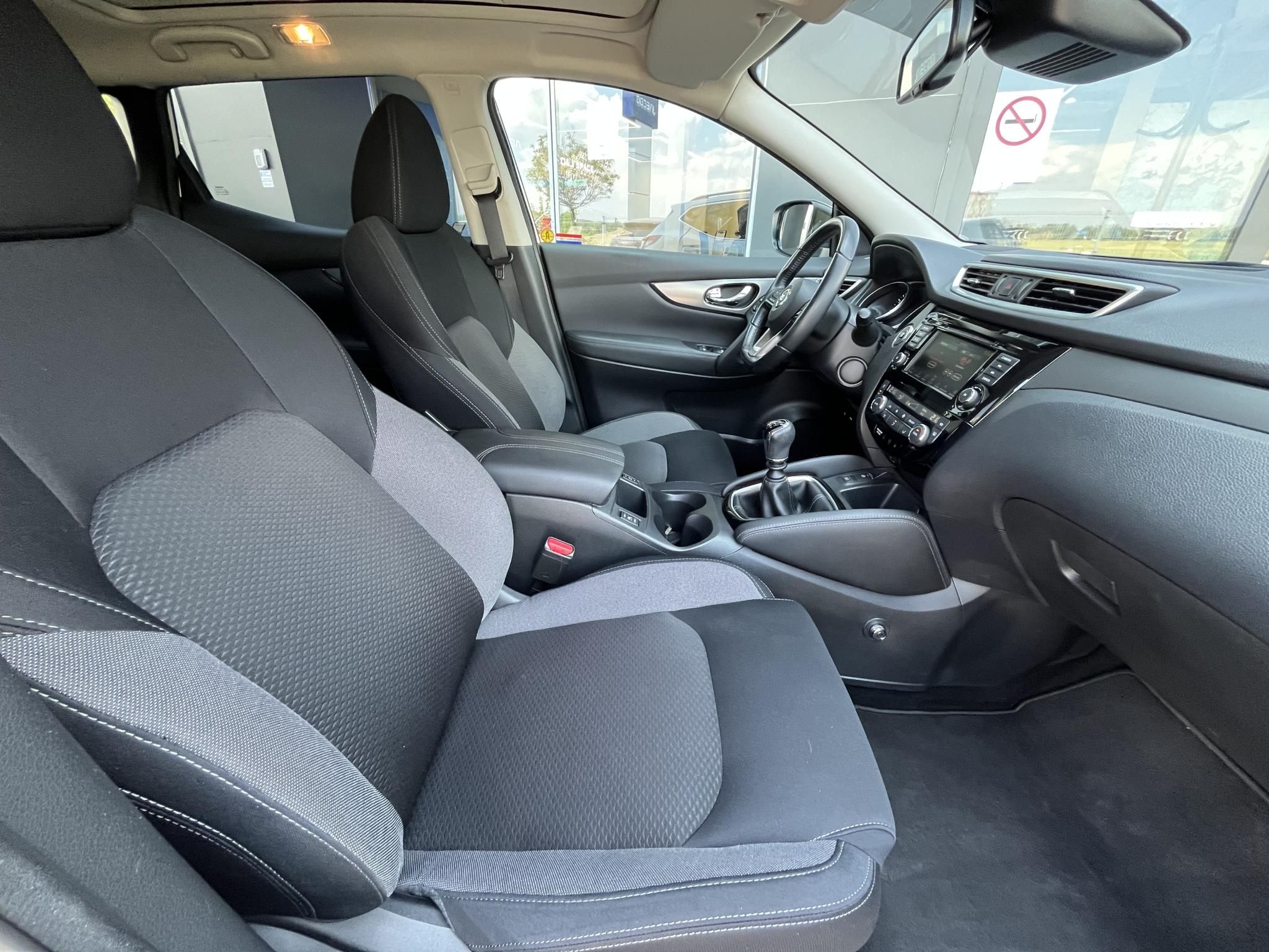 NISSAN QASHQAI 1.3 DIG-T N-Connecta Magyarországi! Leinformálható! Végig vezetett szervizkönyv! - 11. kép