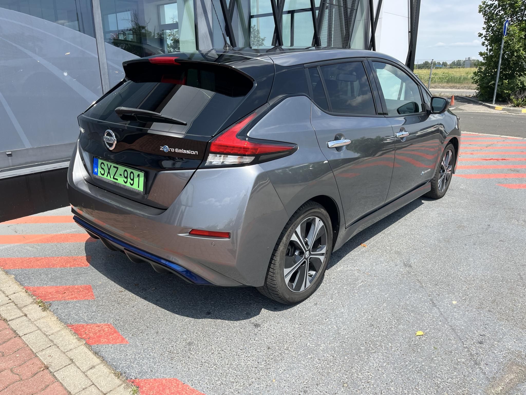 NISSAN LEAF Tekna 40kWh (Automata) Leinformálható! Rendszeresen karbantartott! Bose Hifi! - 5. kép