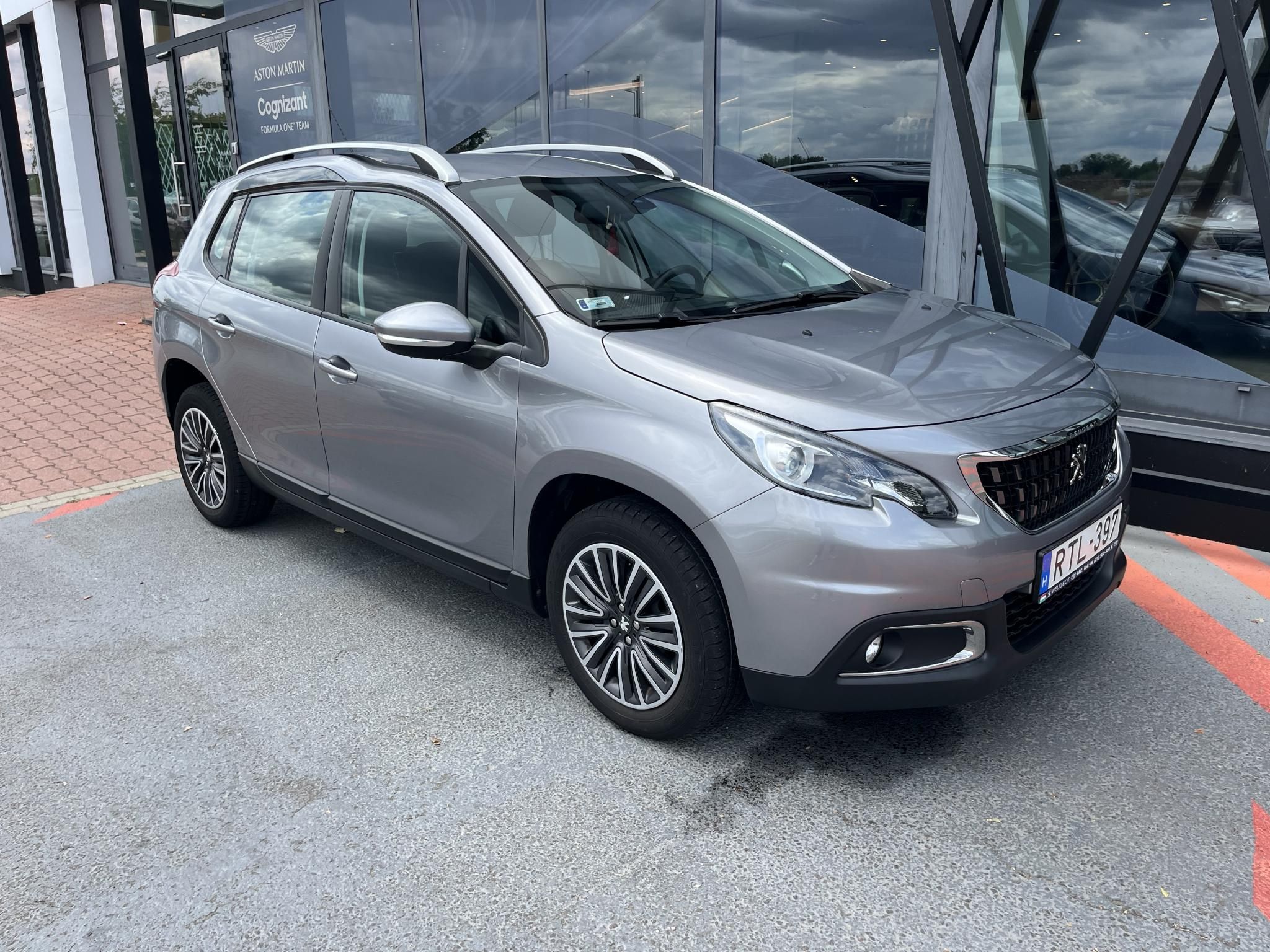 PEUGEOT 2008 1.2 PureTech Active S&S EURO6.3 Magyarországi! Leinformálható! Vezetett szervizkönyv! - 1. kép