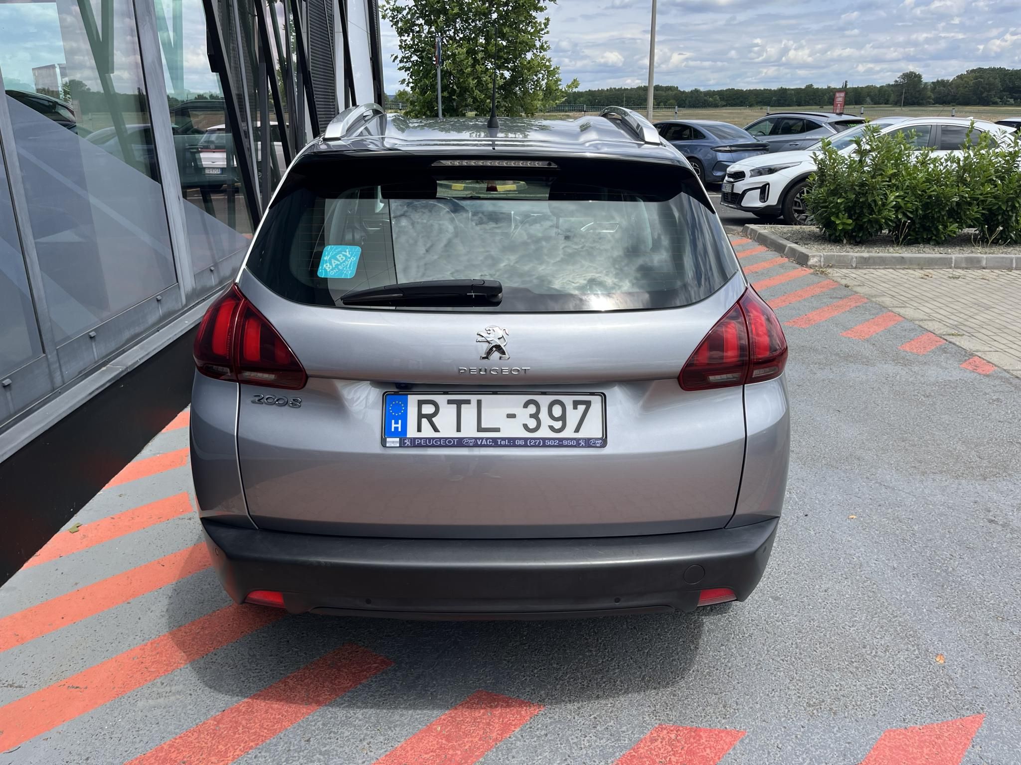 PEUGEOT 2008 1.2 PureTech Active S&S EURO6.3 Magyarországi! Leinformálható! Vezetett szervizkönyv! - 6. kép