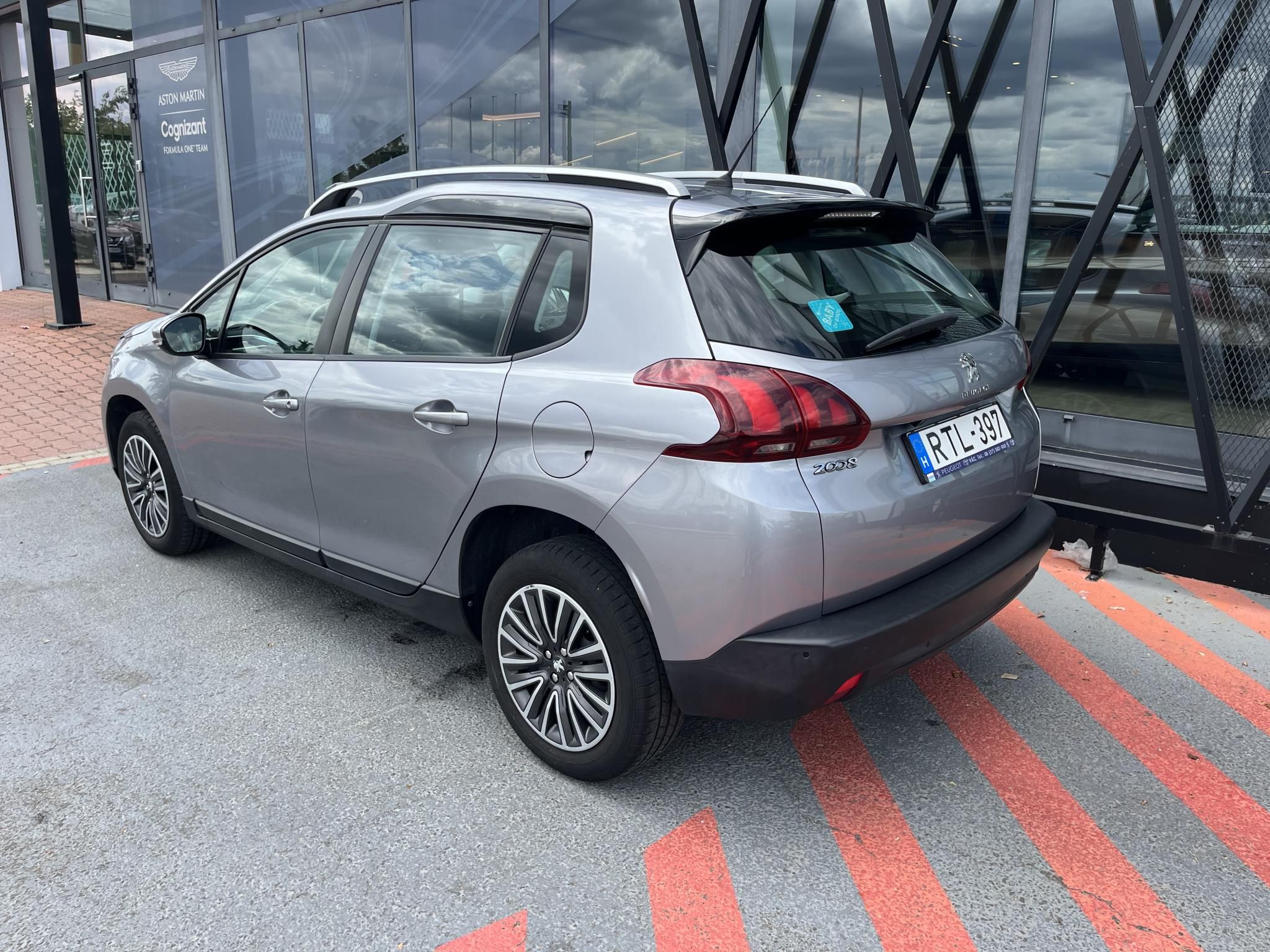 PEUGEOT 2008 1.2 PureTech Active S&S EURO6.3 Magyarországi! Leinformálható! Vezetett szervizkönyv! - 7. kép