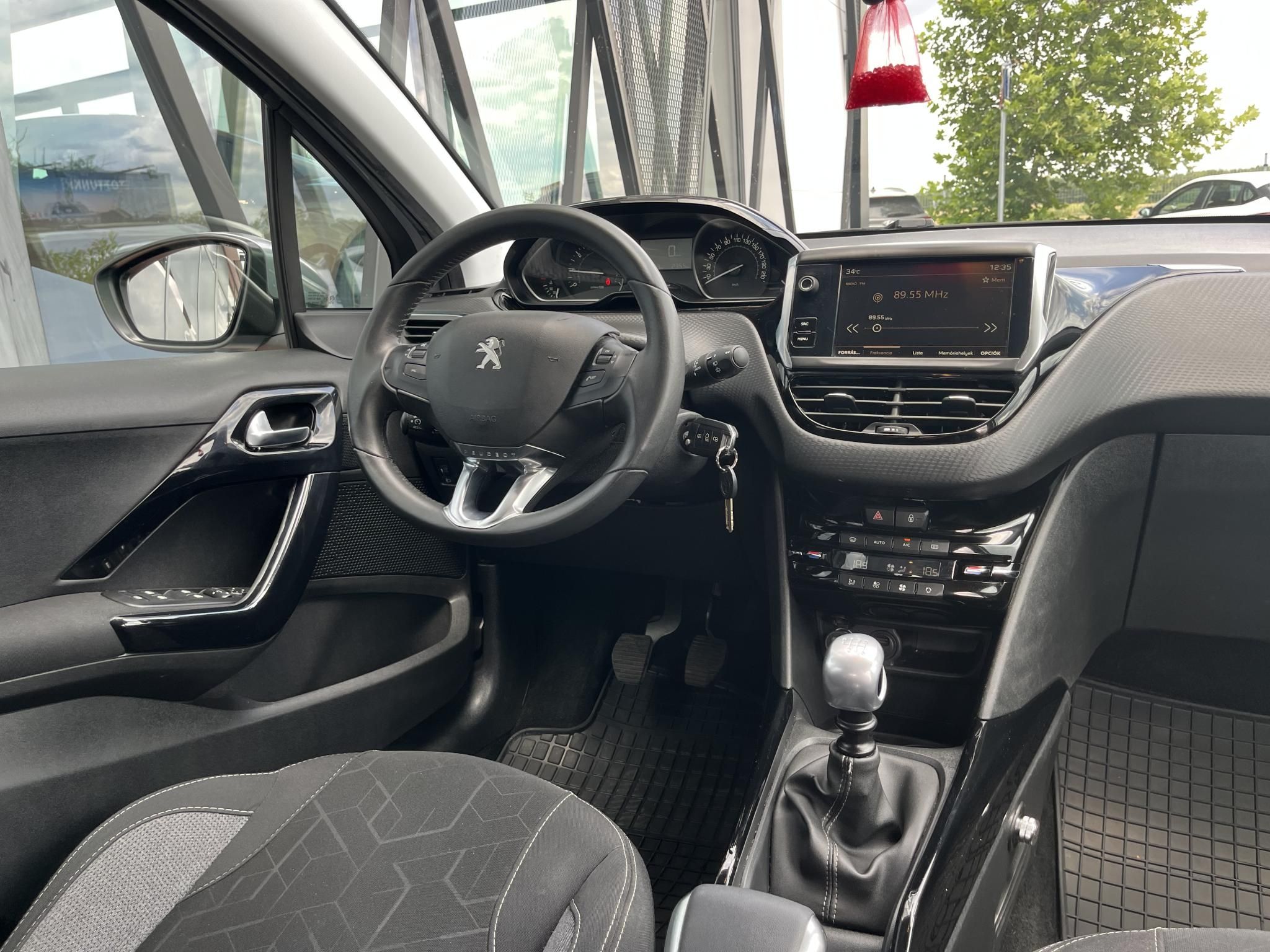 PEUGEOT 2008 1.2 PureTech Active S&S EURO6.3 Magyarországi! Leinformálható! Vezetett szervizkönyv! - 9. kép
