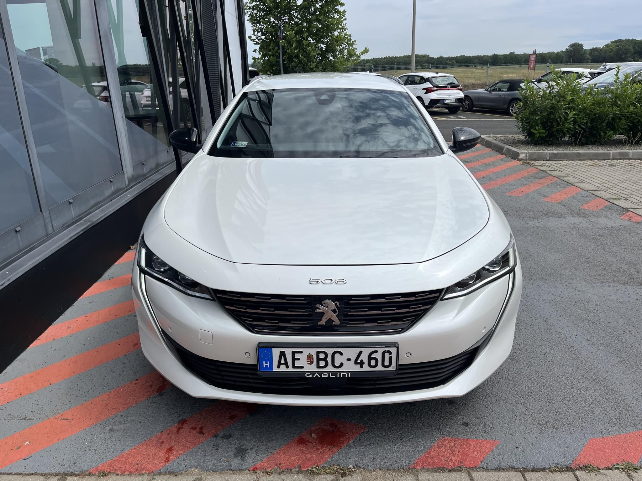 PEUGEOT 508 SW 1.5 BlueHDi Allure Pack EAT8 Áfa visszaigényelhető! Garanciális! Magyarországi! Leinformálható! - 2. kép