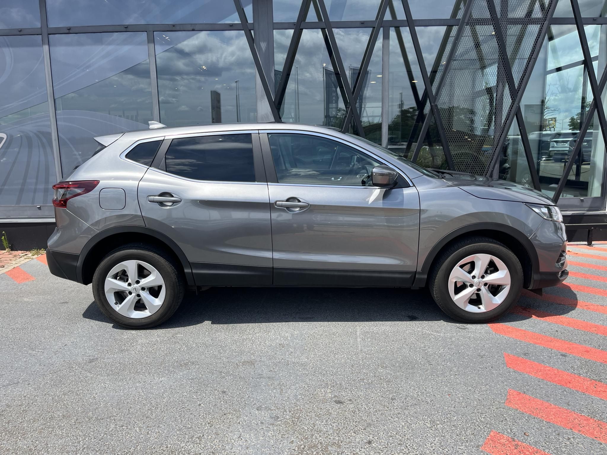 NISSAN QASHQAI 1.3 DIG-T Acenta Magyarországi! Leinformálható! Rendszeresen karbantartott! - 4. kép