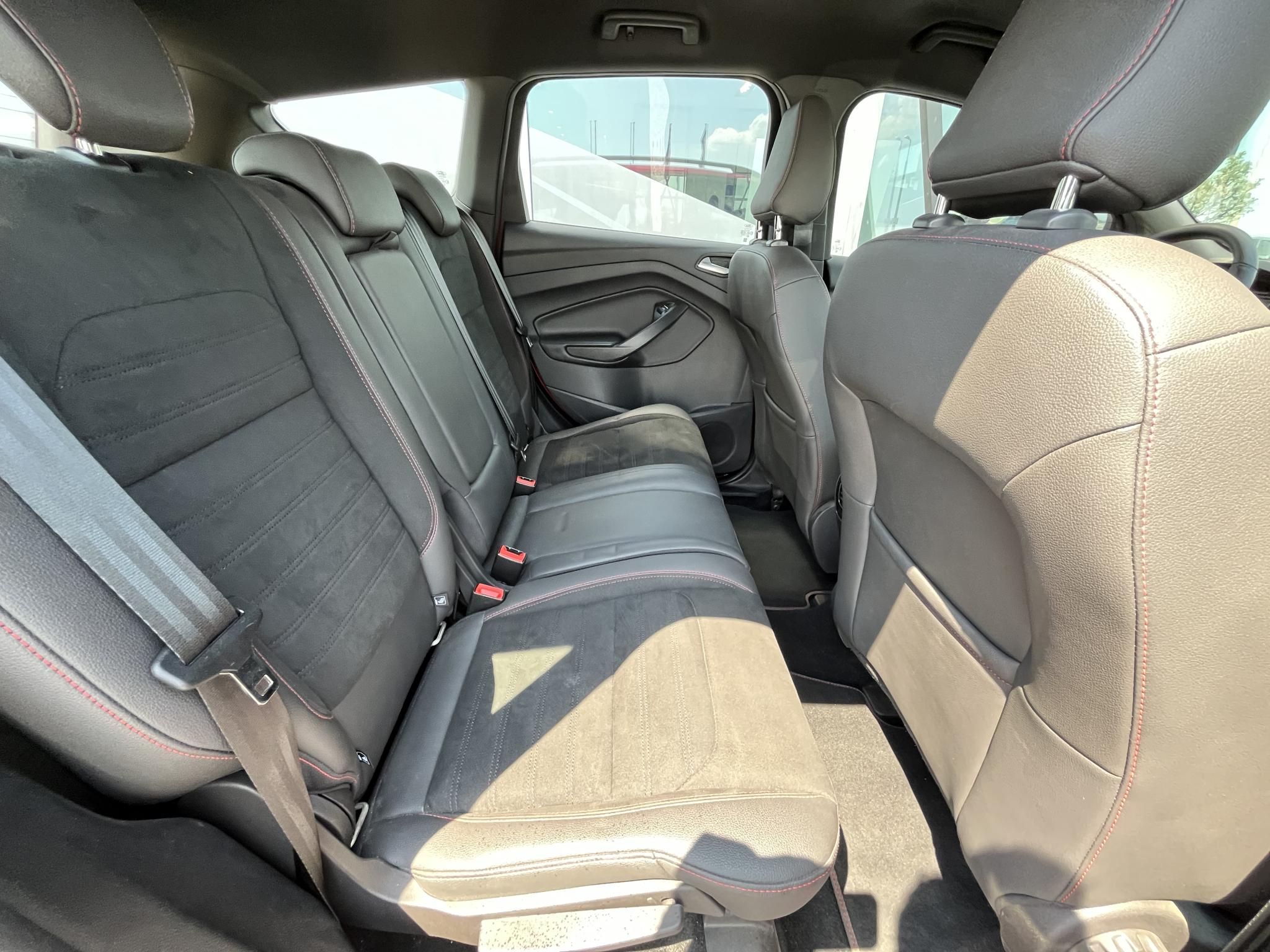 FORD KUGA 1.5 EcoBoost ST-Line Magyarországi! Leinformálható! Vezetett szervizkönyv! - 12. kép