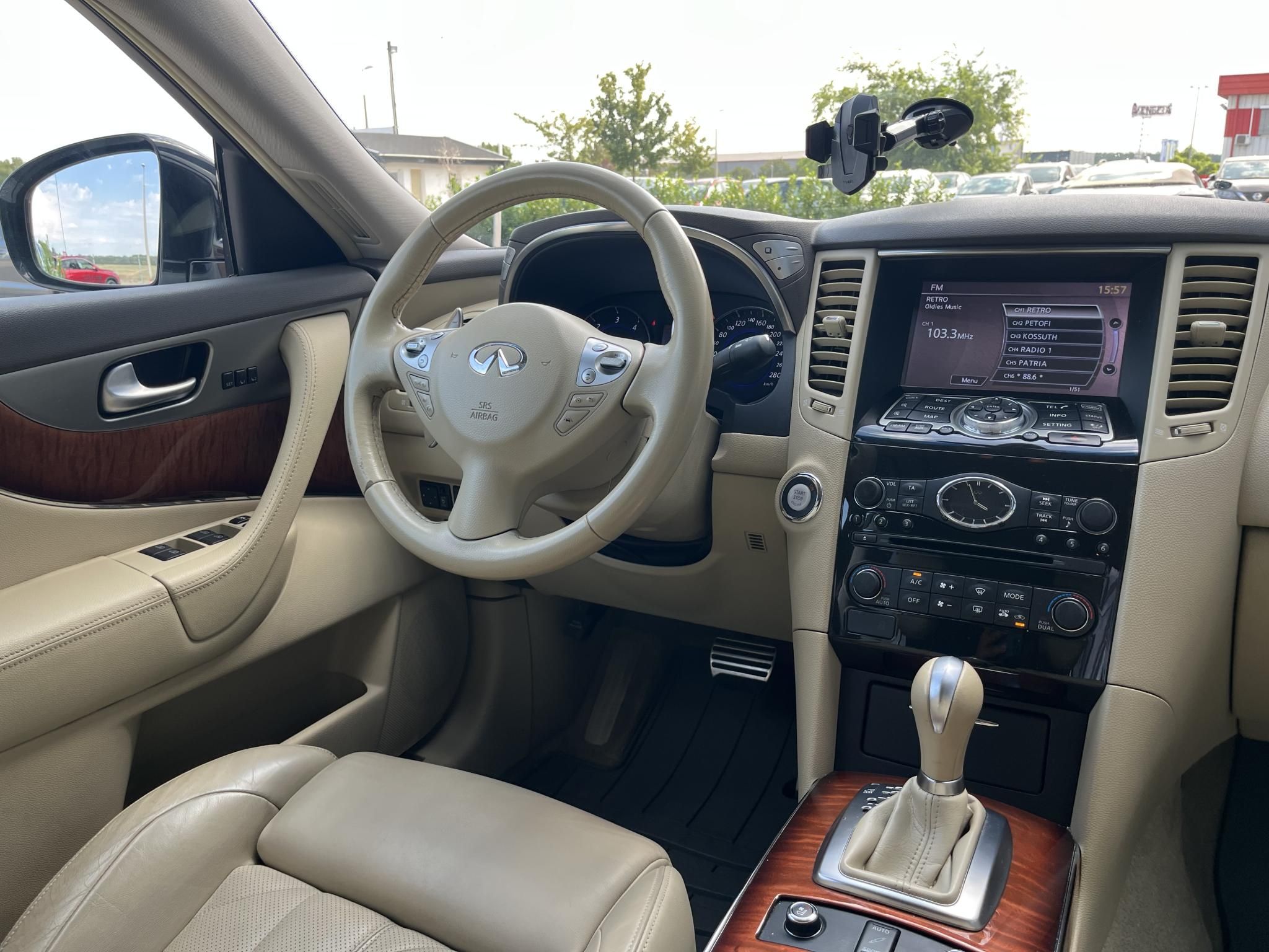INFINITI QX70 3.0 d S Premium (Automata) Magyarországi! Leinformálható! Végig vezetett szervizkönyv! - 9. kép