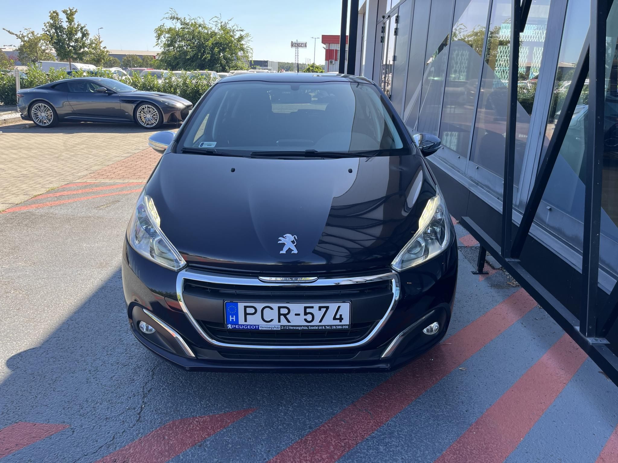 PEUGEOT 208 1.2 PureTech Style Magyarországi! Leinformálható! Végig vezetett szervizkönyv! - 2. kép