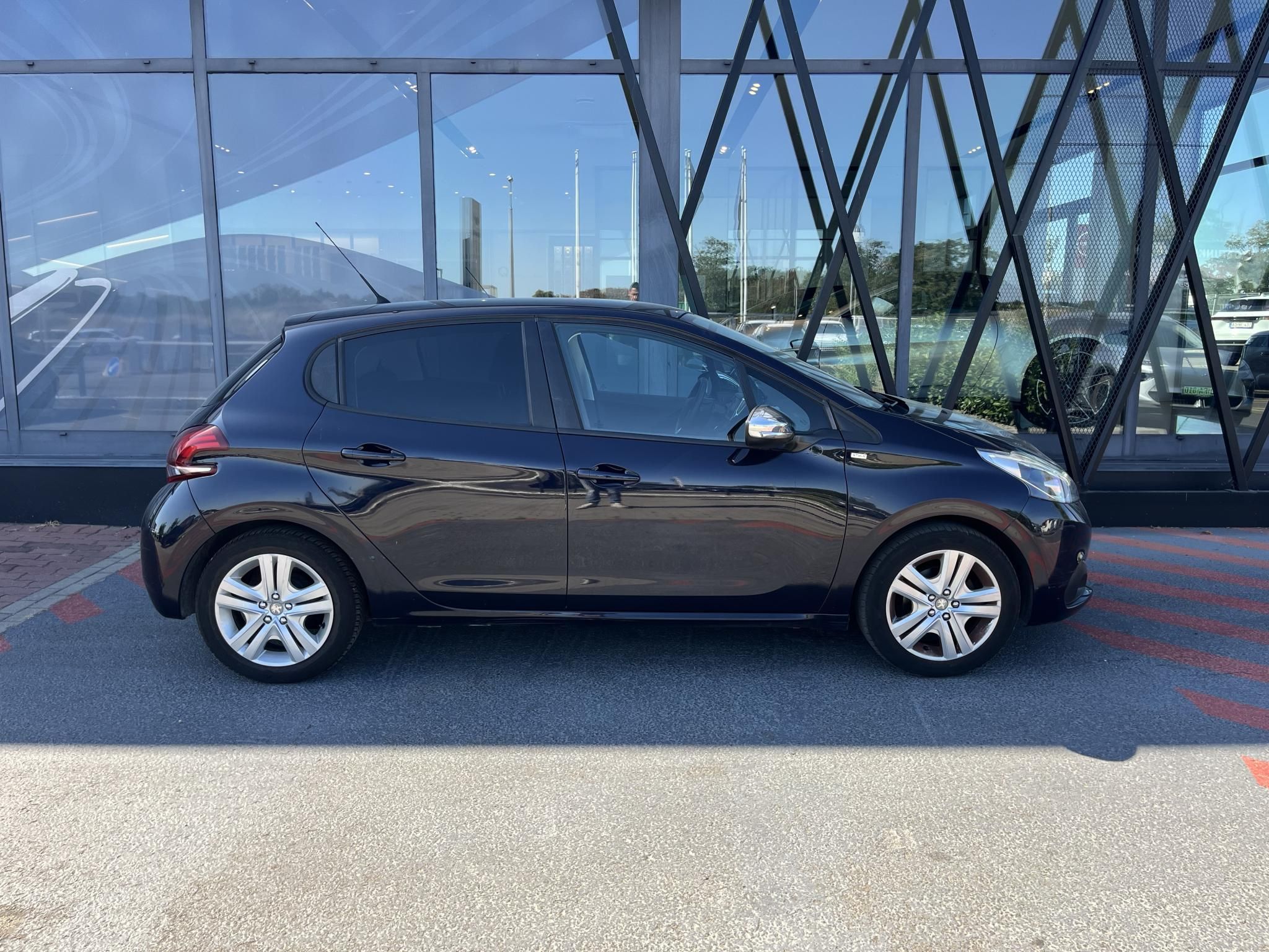 PEUGEOT 208 1.2 PureTech Style Magyarországi! Leinformálható! Végig vezetett szervizkönyv! - 4. kép