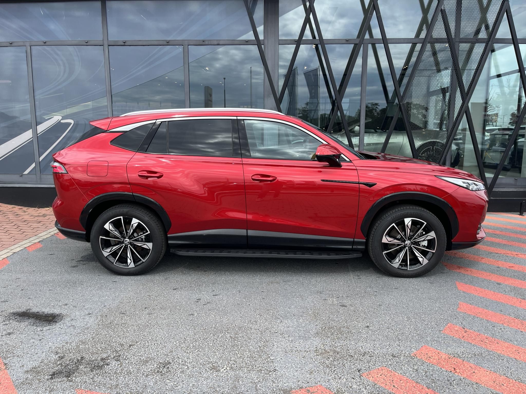 MG HS 1.5 T-GDI PHEV Luxury (Automata) Áfa visszaigényelhető! Garanciális! Magyarországi! Leinformálható! - 4. kép