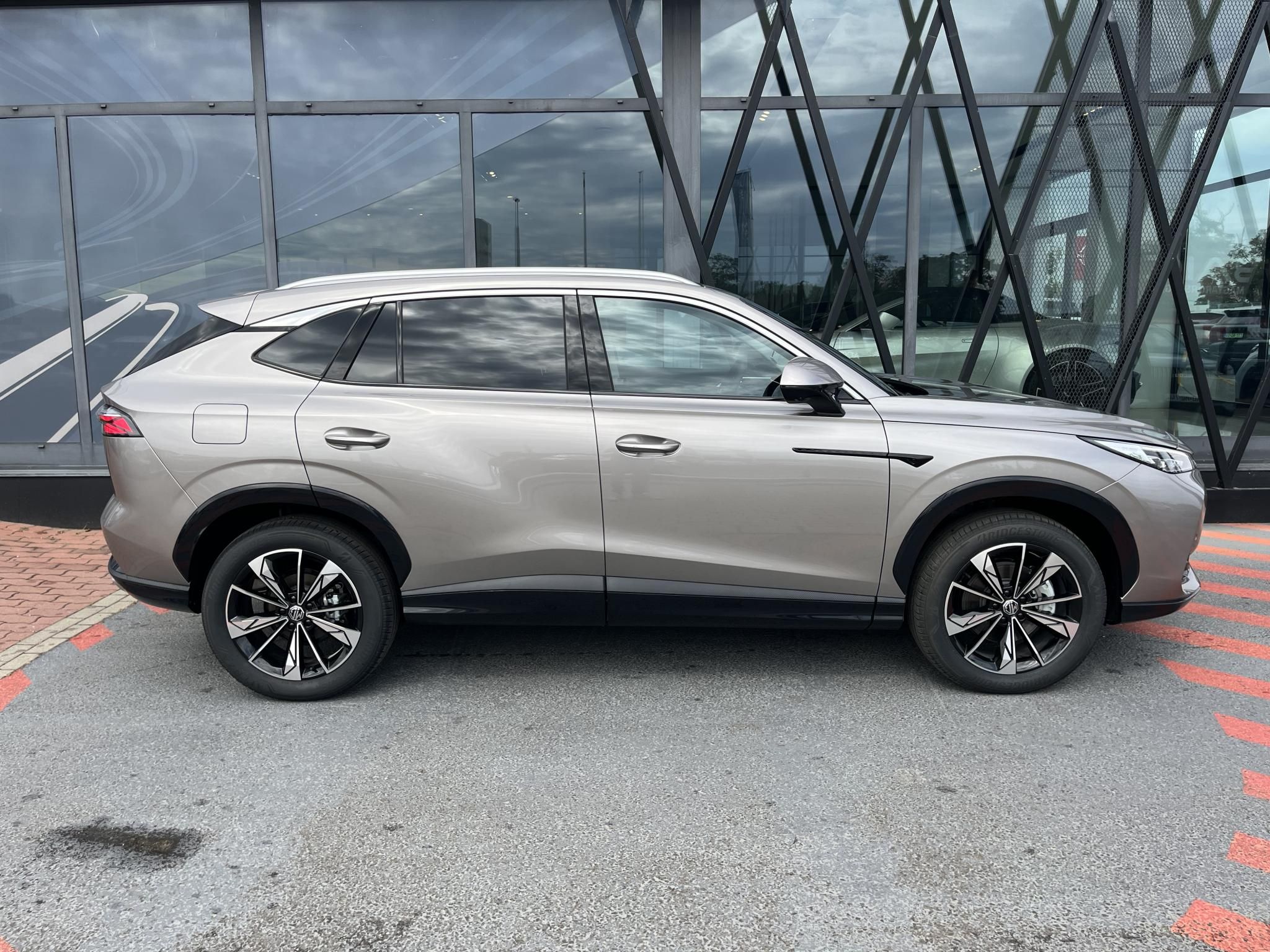 MG HS 1.5 T-GDI Luxury DCT Áfa visszaigényelhető! Garanciális! Magyarországi! Leinformálható! - 4. kép