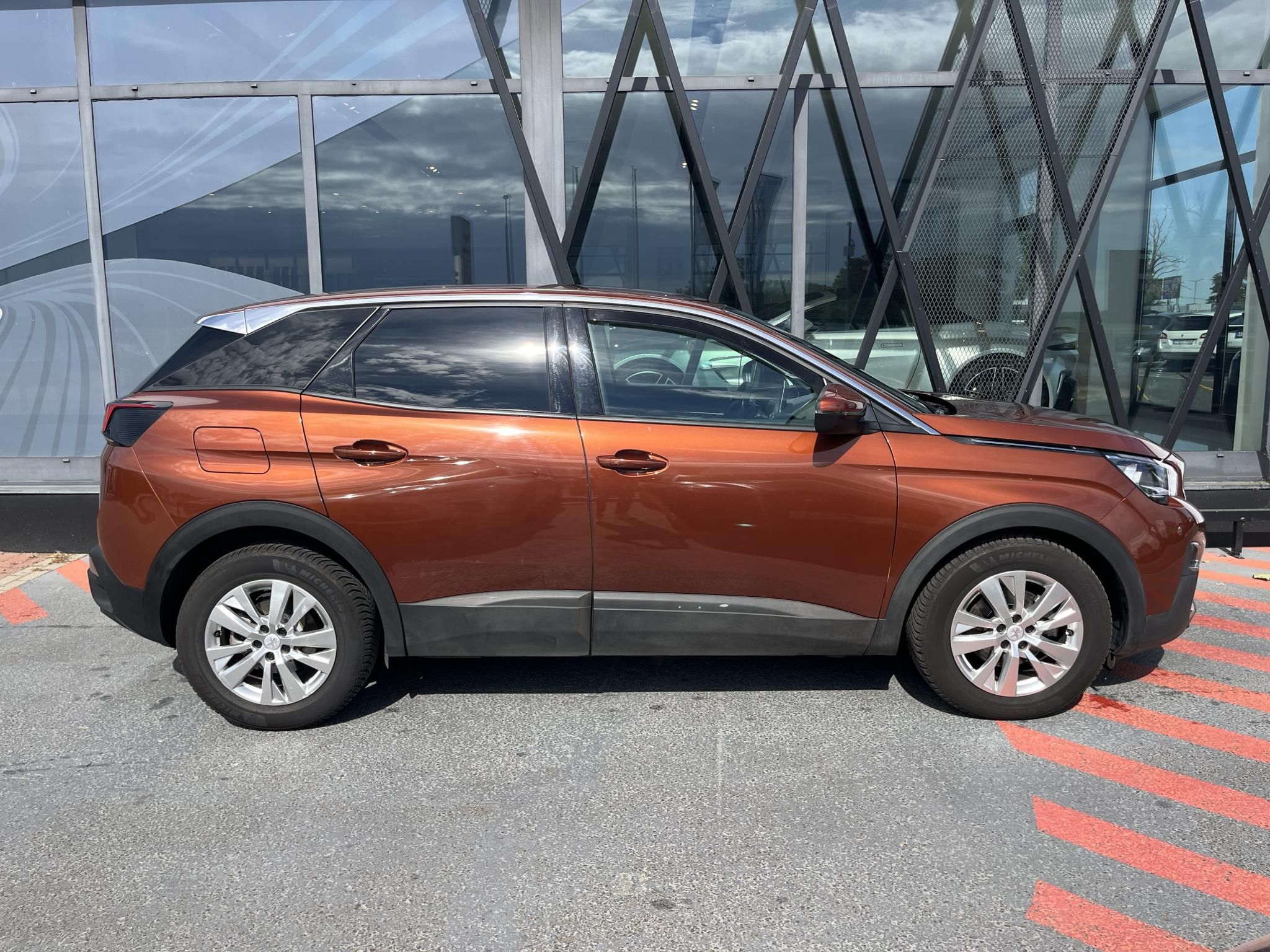 PEUGEOT 3008 1.2 PureTech Active EURO6.2 Magyarországi! Leinformálható! Vezetett szervizkönyv! - 4. kép