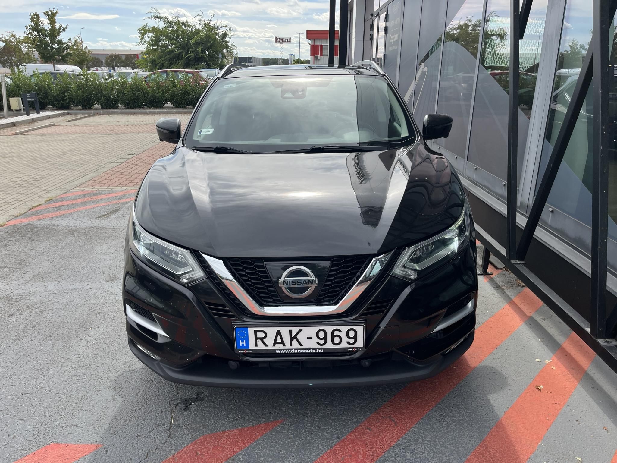NISSAN QASHQAI 1.6 DIG-T N-Connecta Magyarországi! Leinformálható! - 2. kép