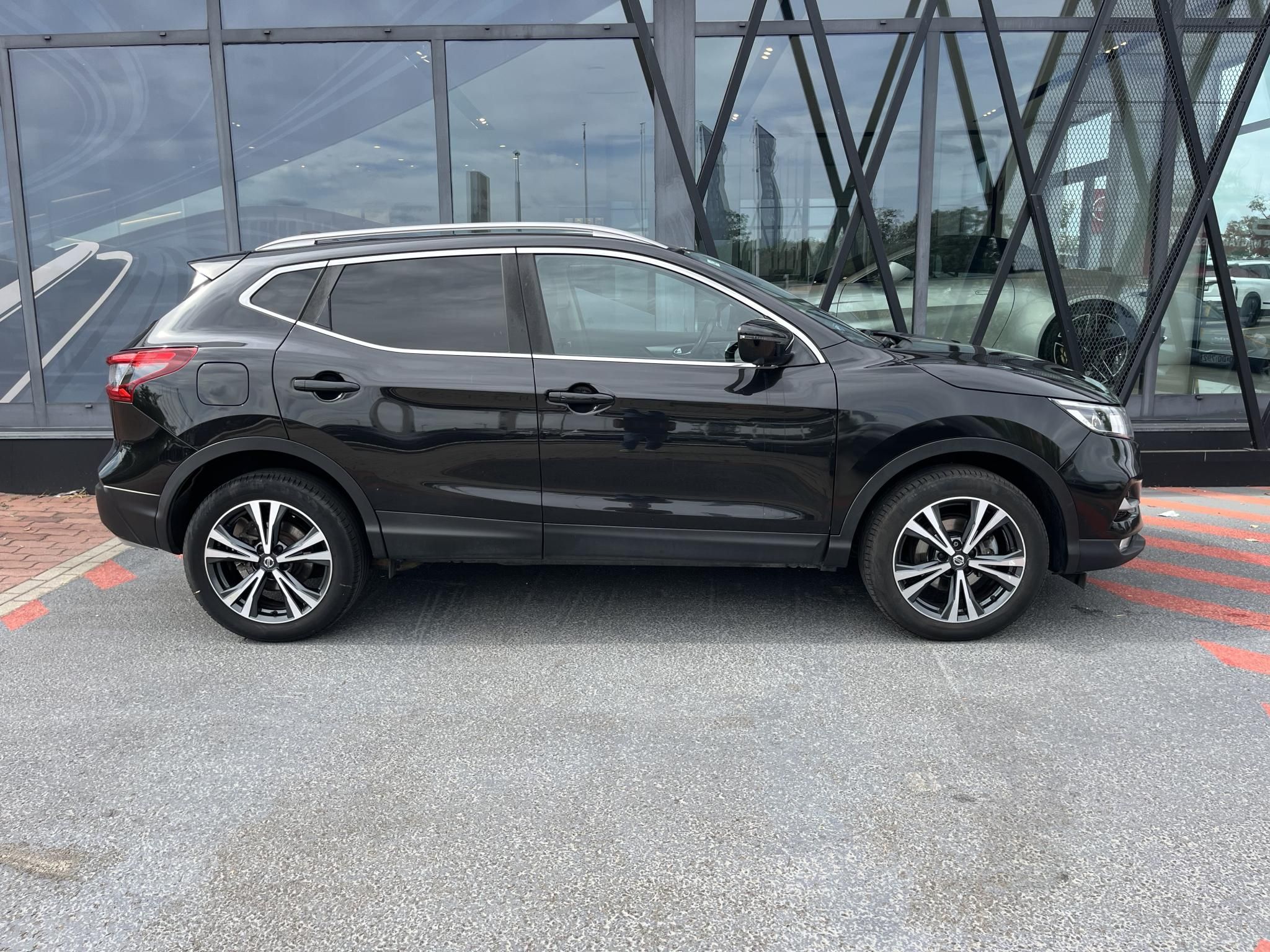 NISSAN QASHQAI 1.6 DIG-T N-Connecta Magyarországi! Leinformálható! - 4. kép