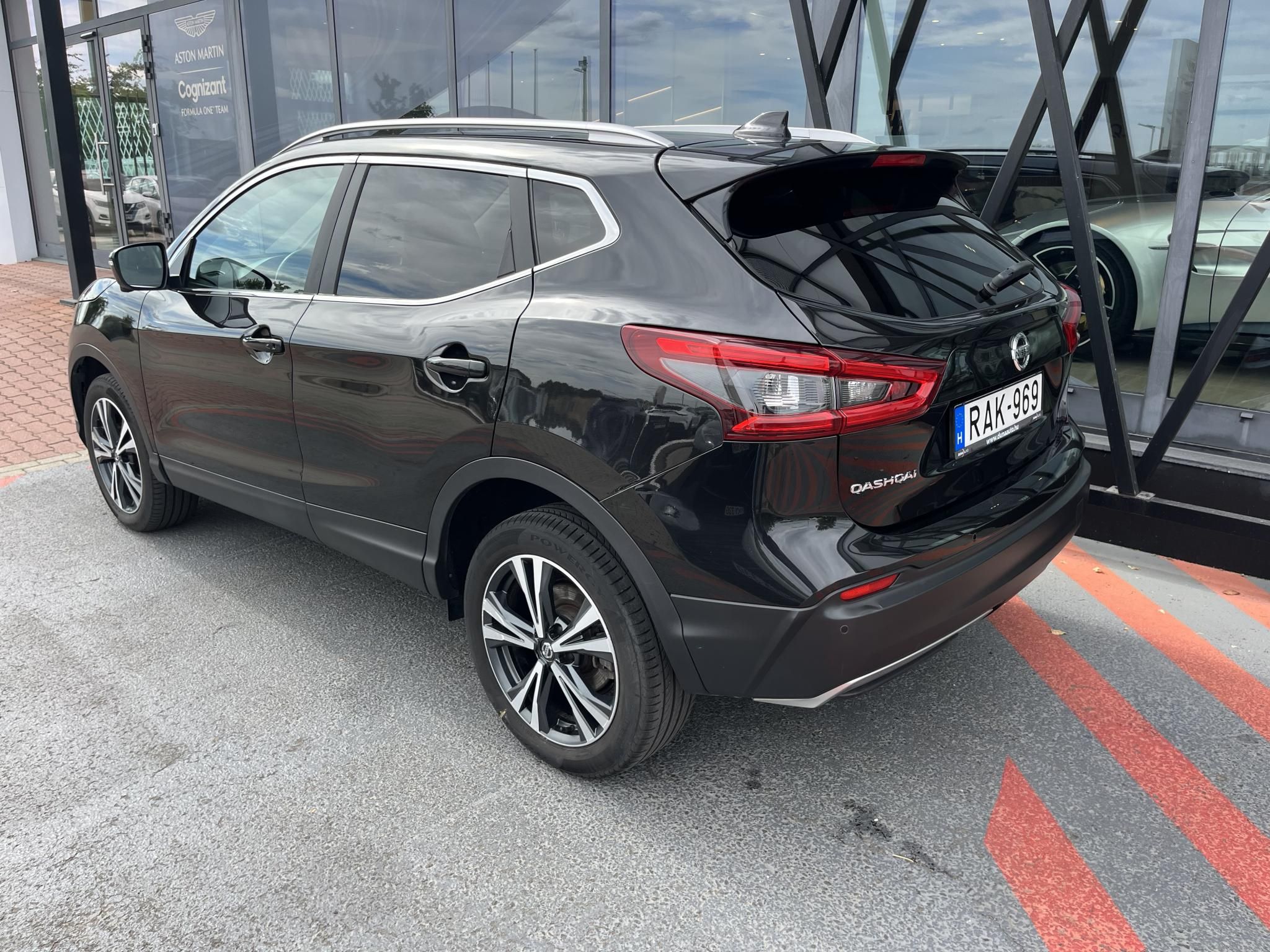 NISSAN QASHQAI 1.6 DIG-T N-Connecta Magyarországi! Leinformálható! - 7. kép