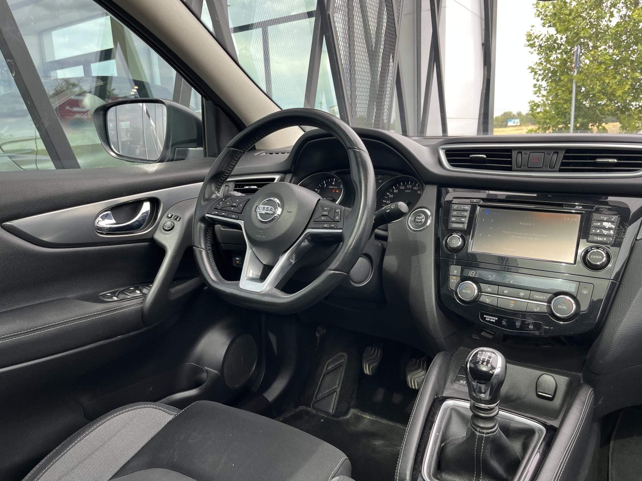 NISSAN QASHQAI 1.6 DIG-T N-Connecta Magyarországi! Leinformálható! - 9. kép