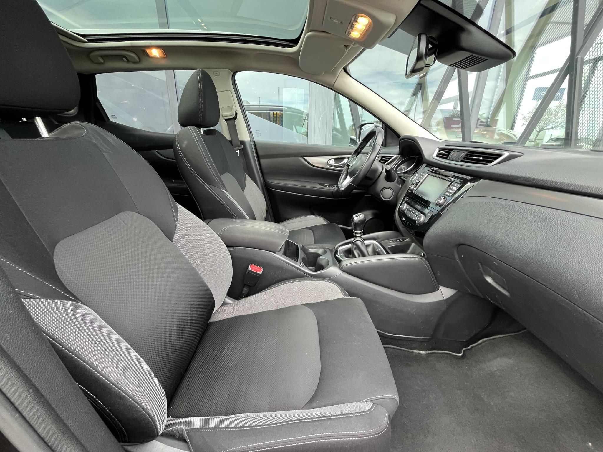 NISSAN QASHQAI 1.6 DIG-T N-Connecta Magyarországi! Leinformálható! - 10. kép