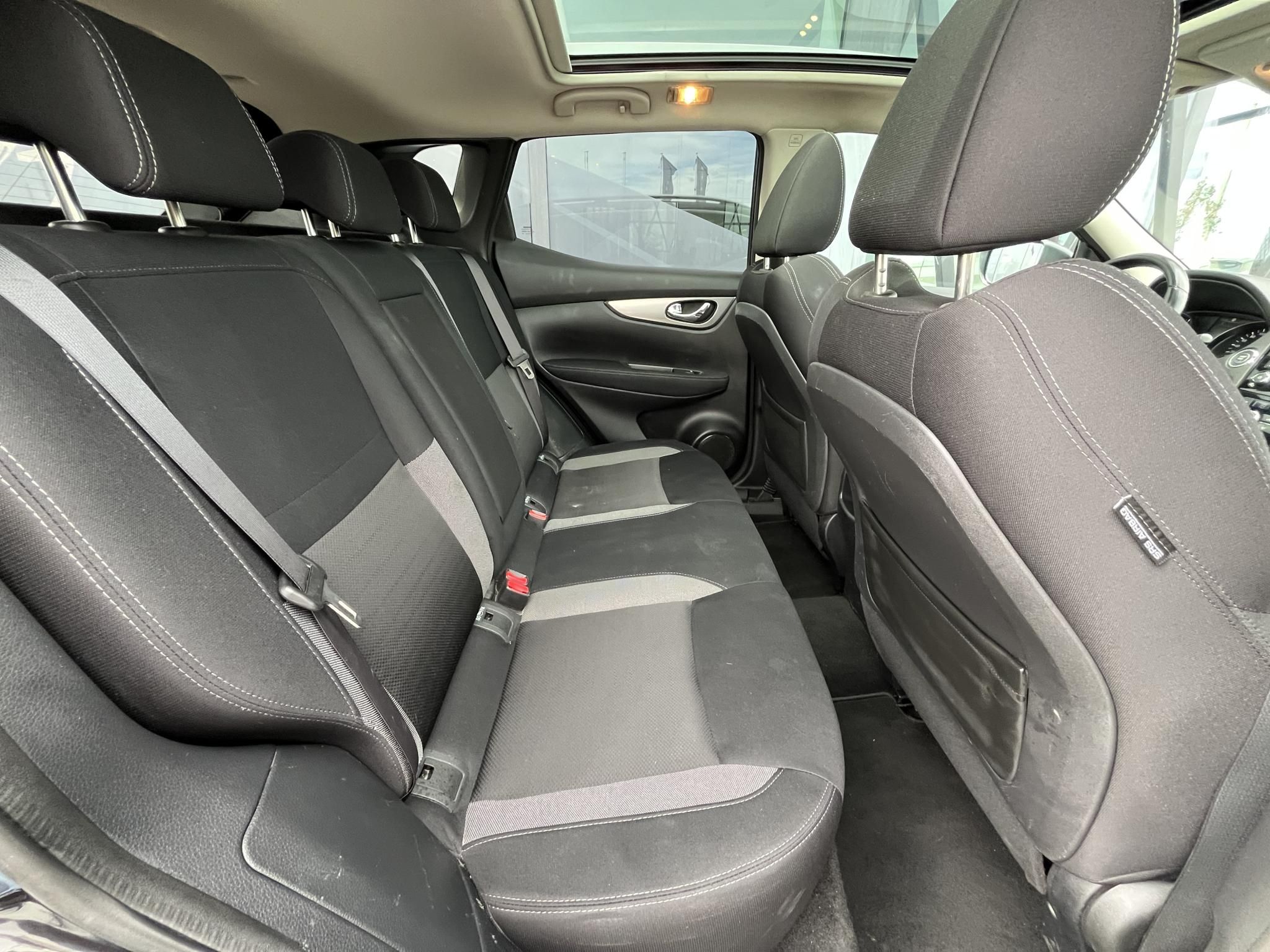 NISSAN QASHQAI 1.6 DIG-T N-Connecta Magyarországi! Leinformálható! - 11. kép