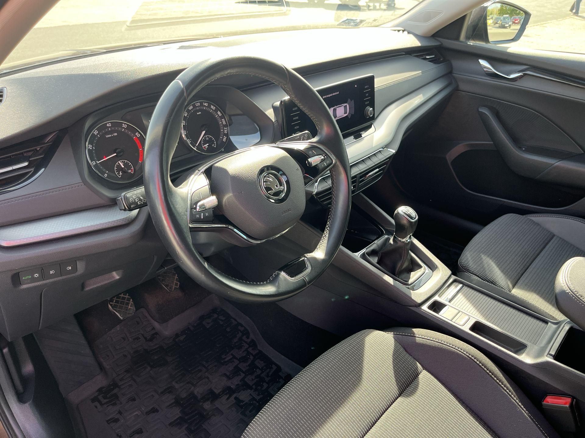 SKODA OCTAVIA 1.5 TSI ACT Ambition Magyarországi! Leinformálható! Vezetett szervizkönyv! - 9. kép