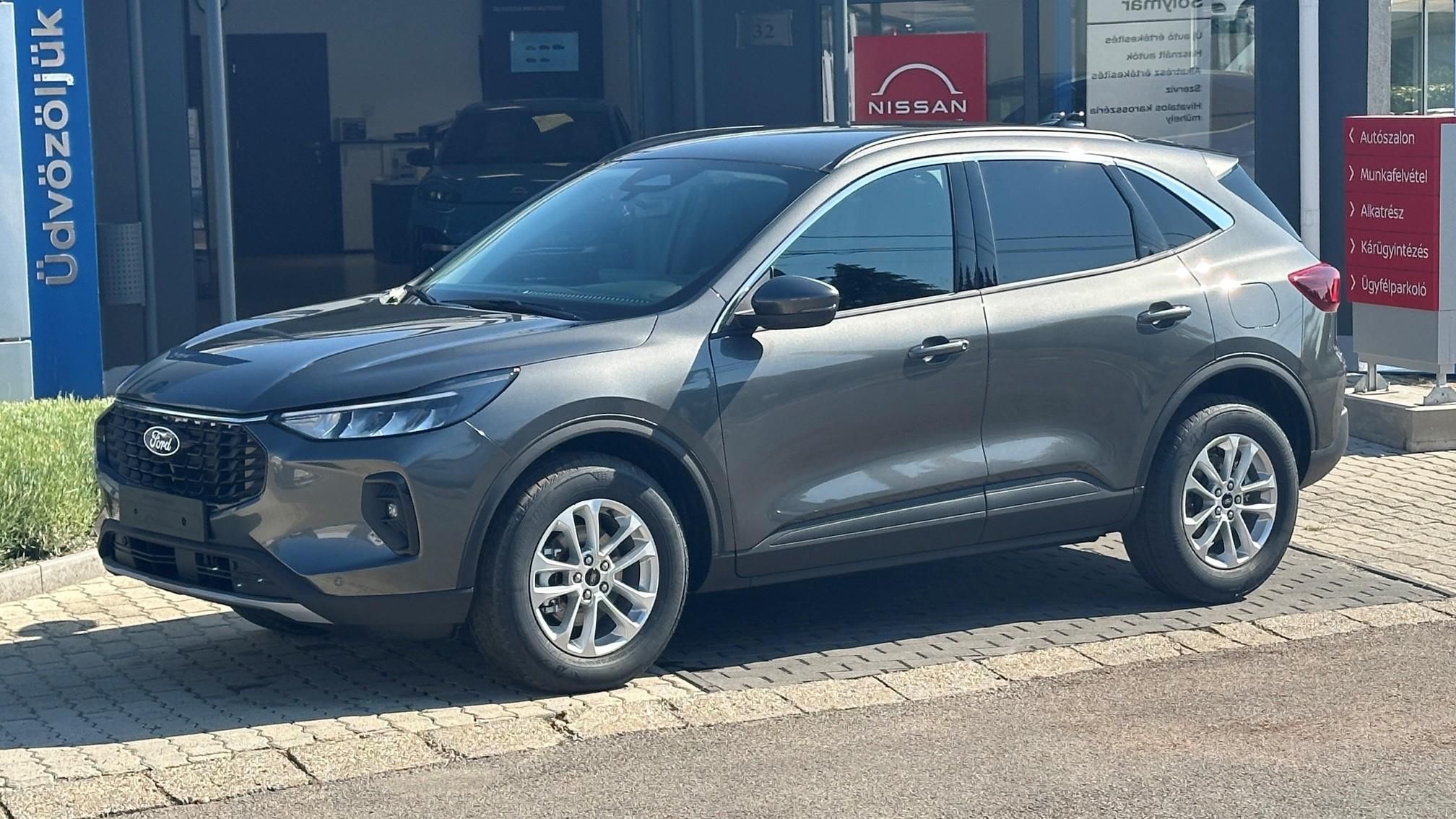 FORD KUGA 2.5 FHEV Titanium CVT TELEPHELYRŐL AZONNAL KÉSZLETRŐL! HATALMAS KEDVEZMÉNNYEL!